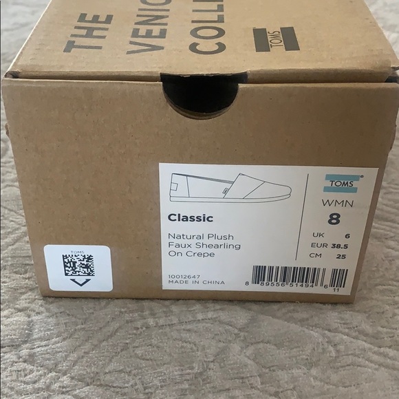 Tom’s faux shearling shoe - Picture 4 of 4